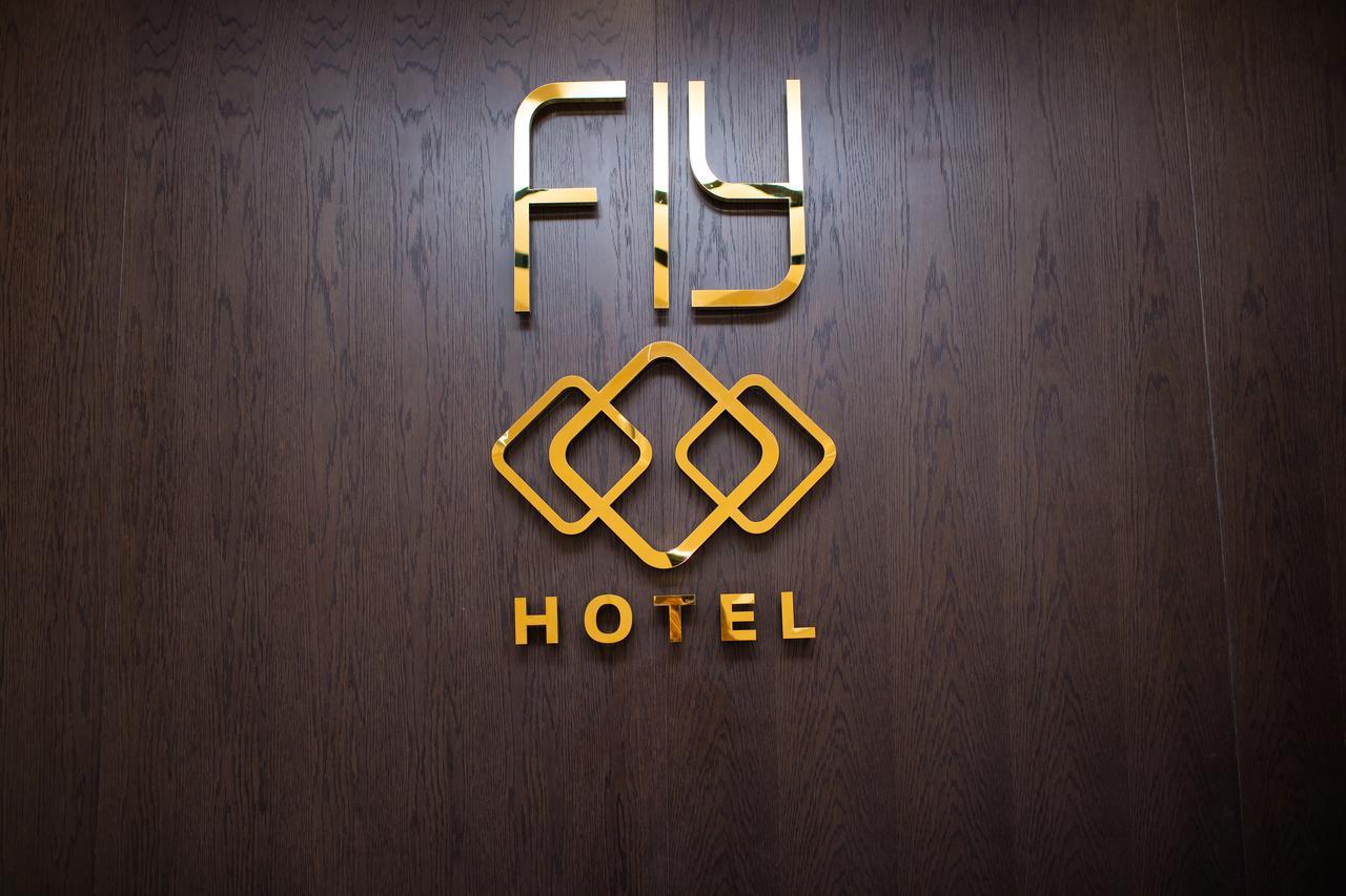 Fly Hotel Libreville Exterior photo